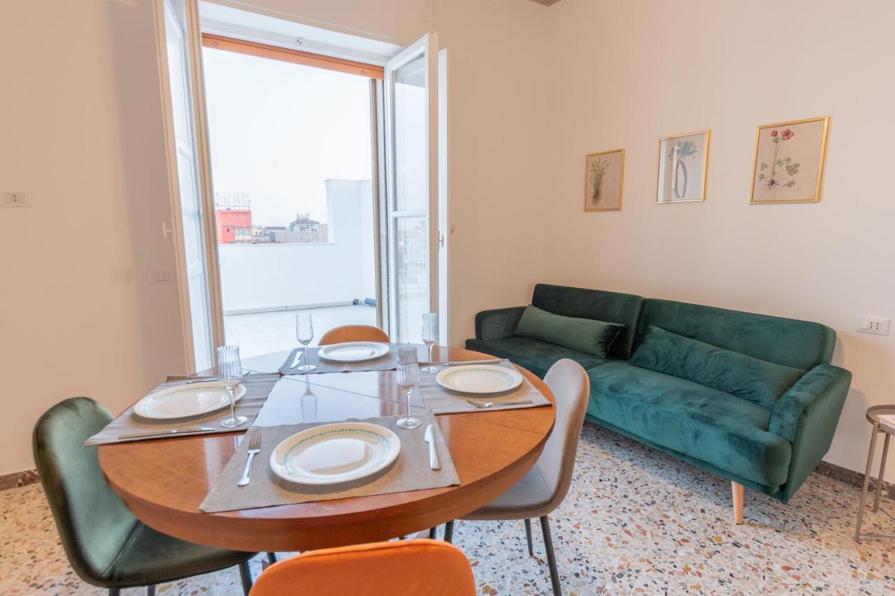Soffitti Colorati Apartment