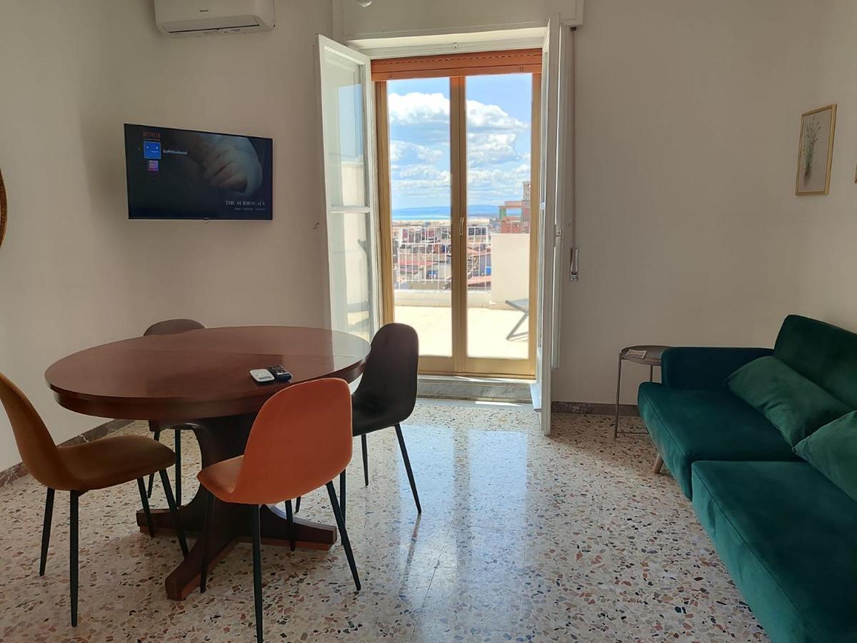 Soffitti Colorati Apartment